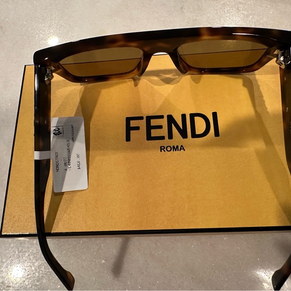 Fendi Graphy Geometric Sunglasses 54mm - Picture 3 of 5